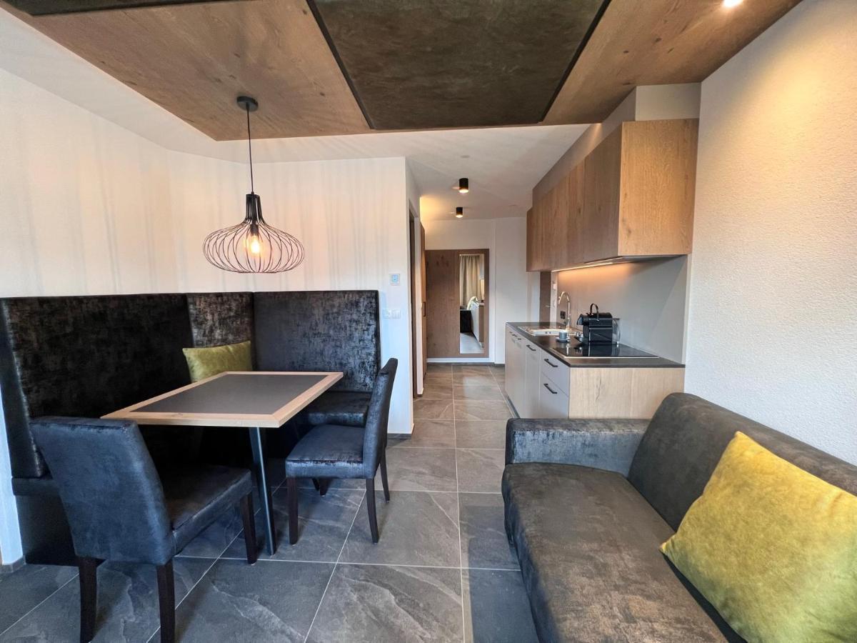 Adlhof Apartments Brunico Eksteriør bilde