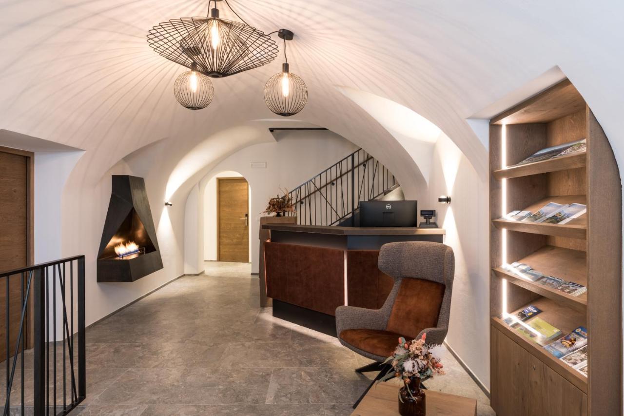 Adlhof Apartments Brunico Eksteriør bilde
