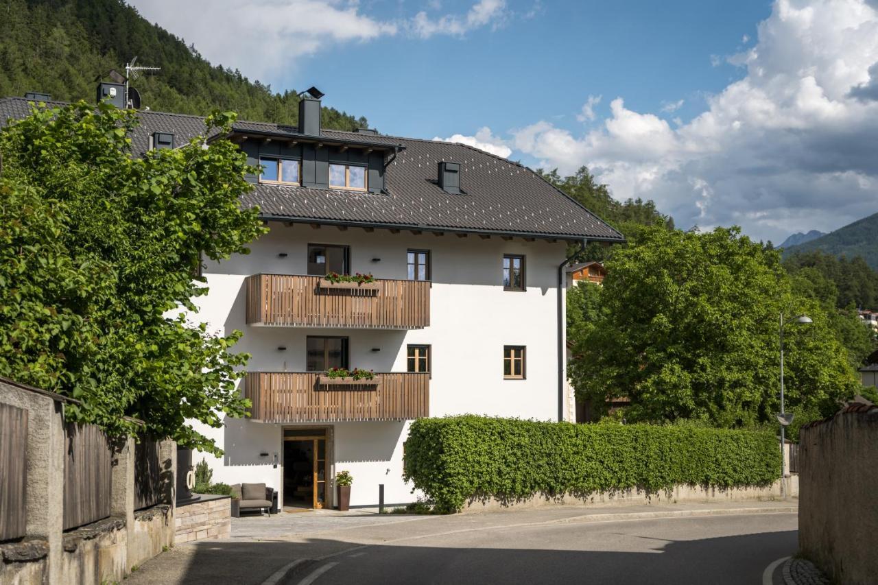 Adlhof Apartments Brunico Eksteriør bilde