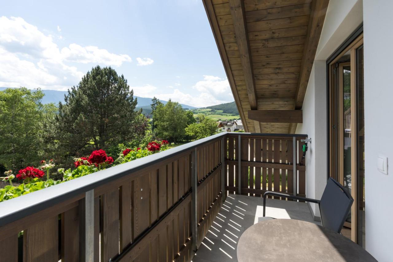Adlhof Apartments Brunico Eksteriør bilde